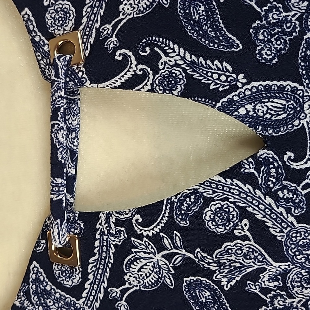 Magnolia Grace Paisley Print Blouse - Picture 2 of 12